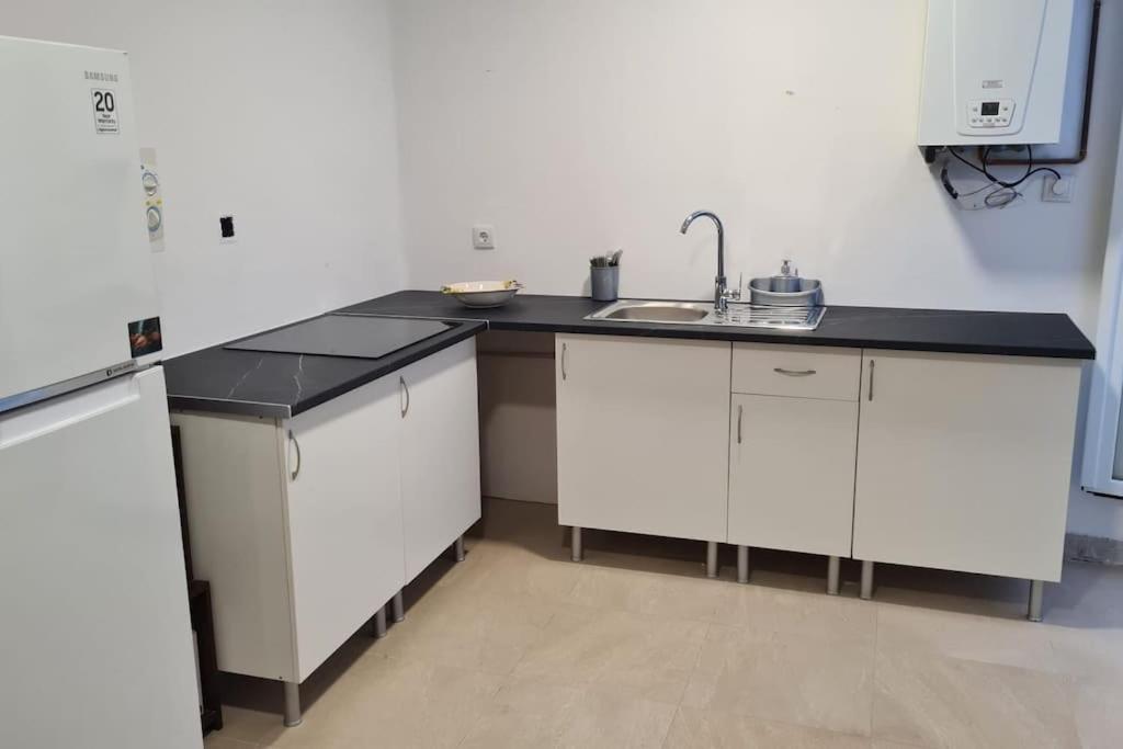 Apartamento Centrico Pontevedra Apartman Kültér fotó